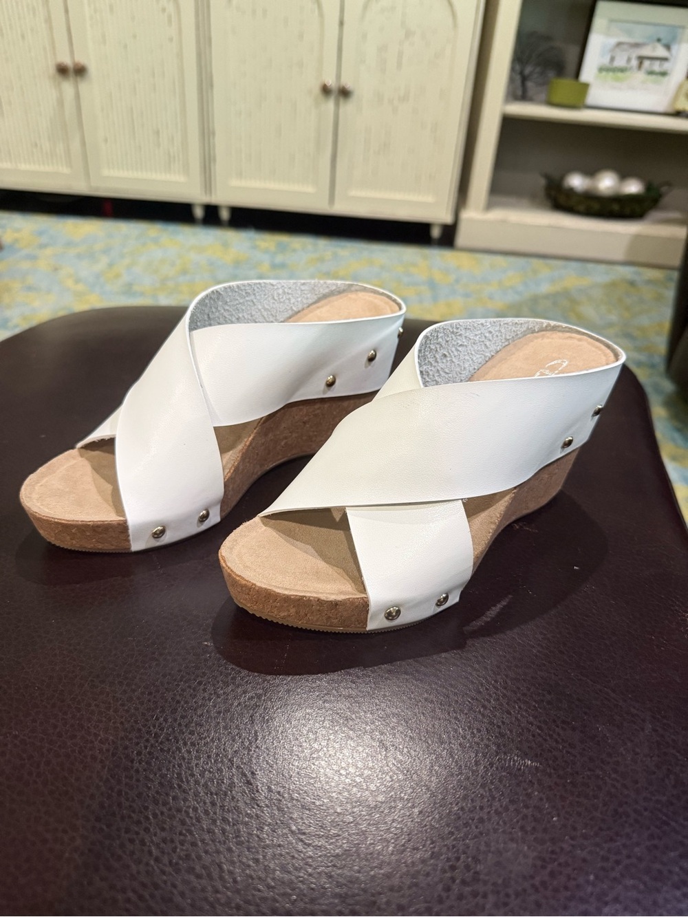 White Crisscross Wedge Sandals with Stud Detail - Women